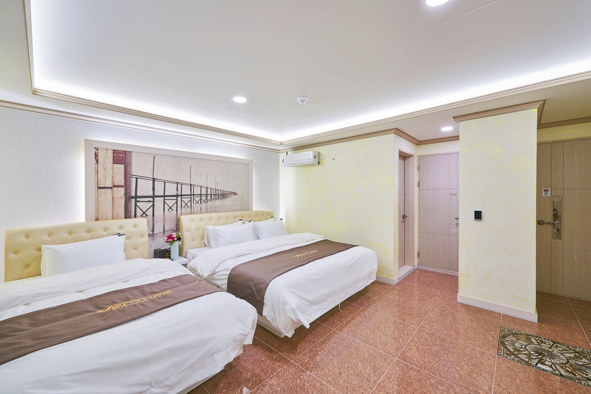 Venture Hotel Kvangdzsu Kültér fotó